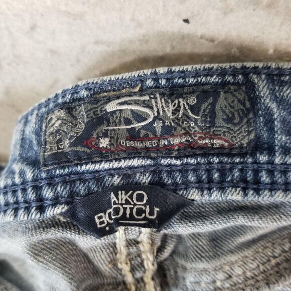 Silver Jeans Women's Boot Cut Light Blue - Picture 12 of 15